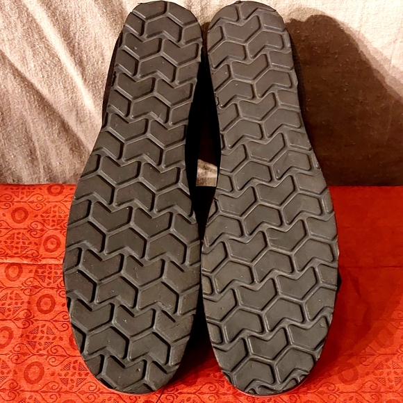 Forfex 'No Kill' iridescent black steel-toed sneaker boots, EU40, EUC - Picture 10 of 14